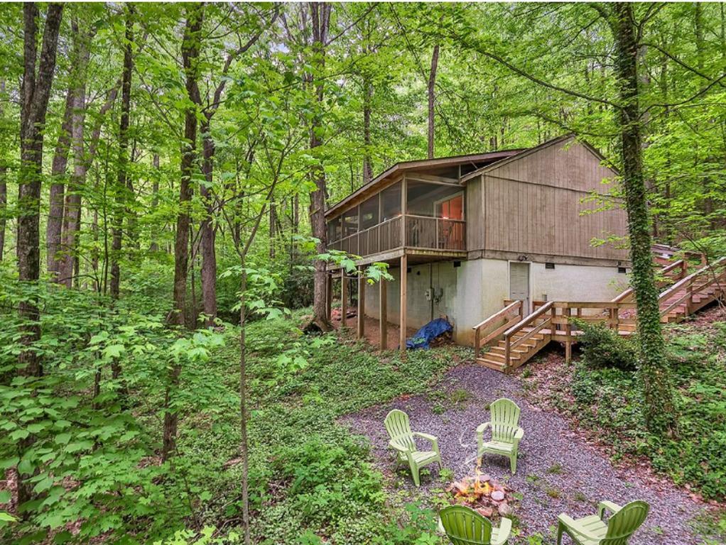 Smoky Mountain Treehouse Villa Maggie Valley Eksteriør bilde